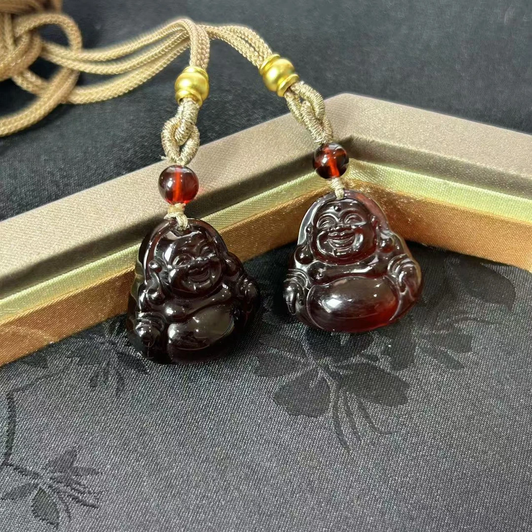 【睿泽鉴宝】血珀佛公吊坠多样性发一 25*24*8  AE0532