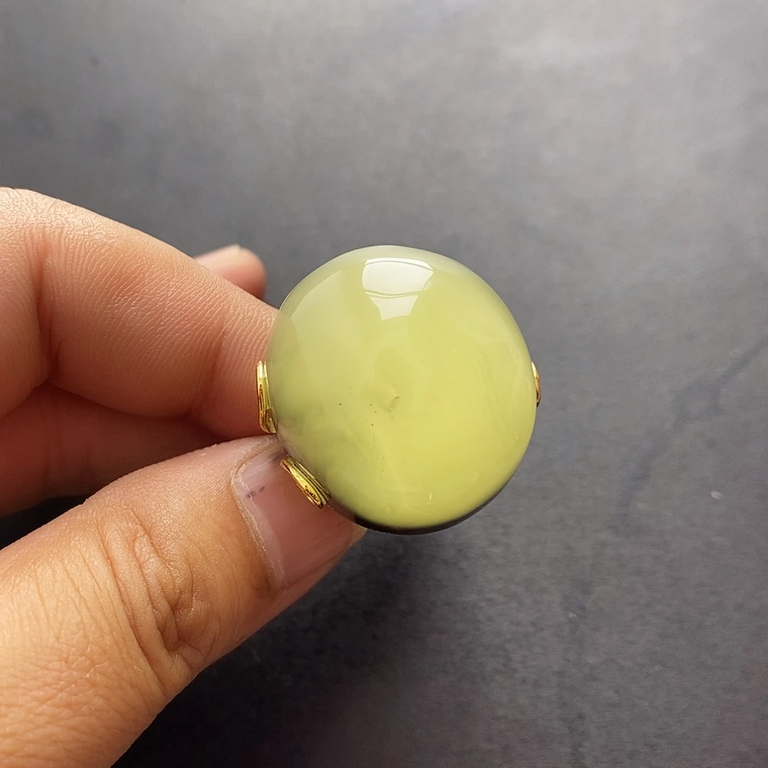 琥珀未镶嵌裸石戒指