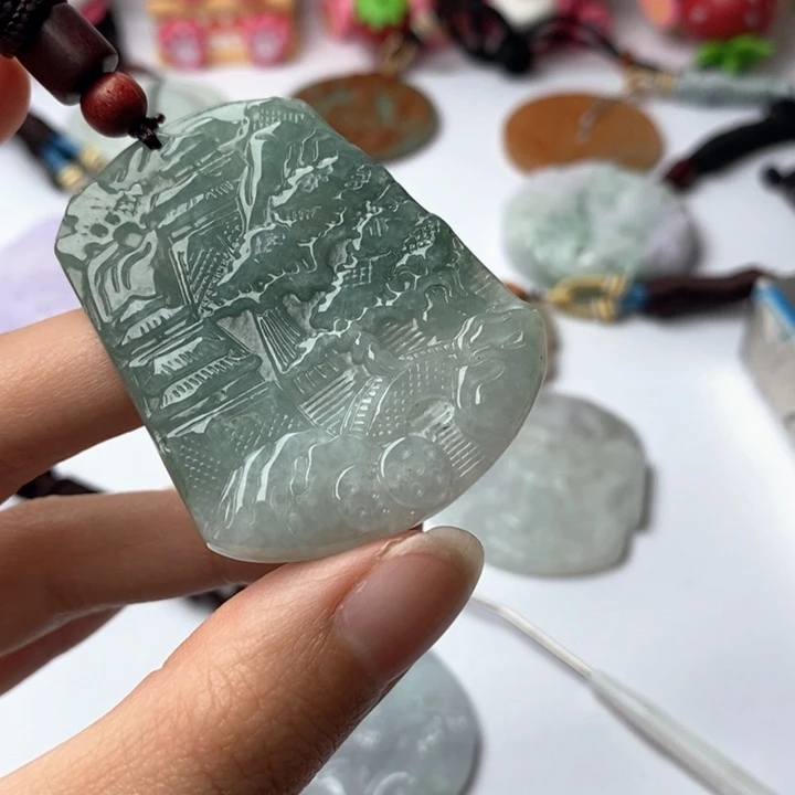 翡翠未镶嵌颈饰翡翠