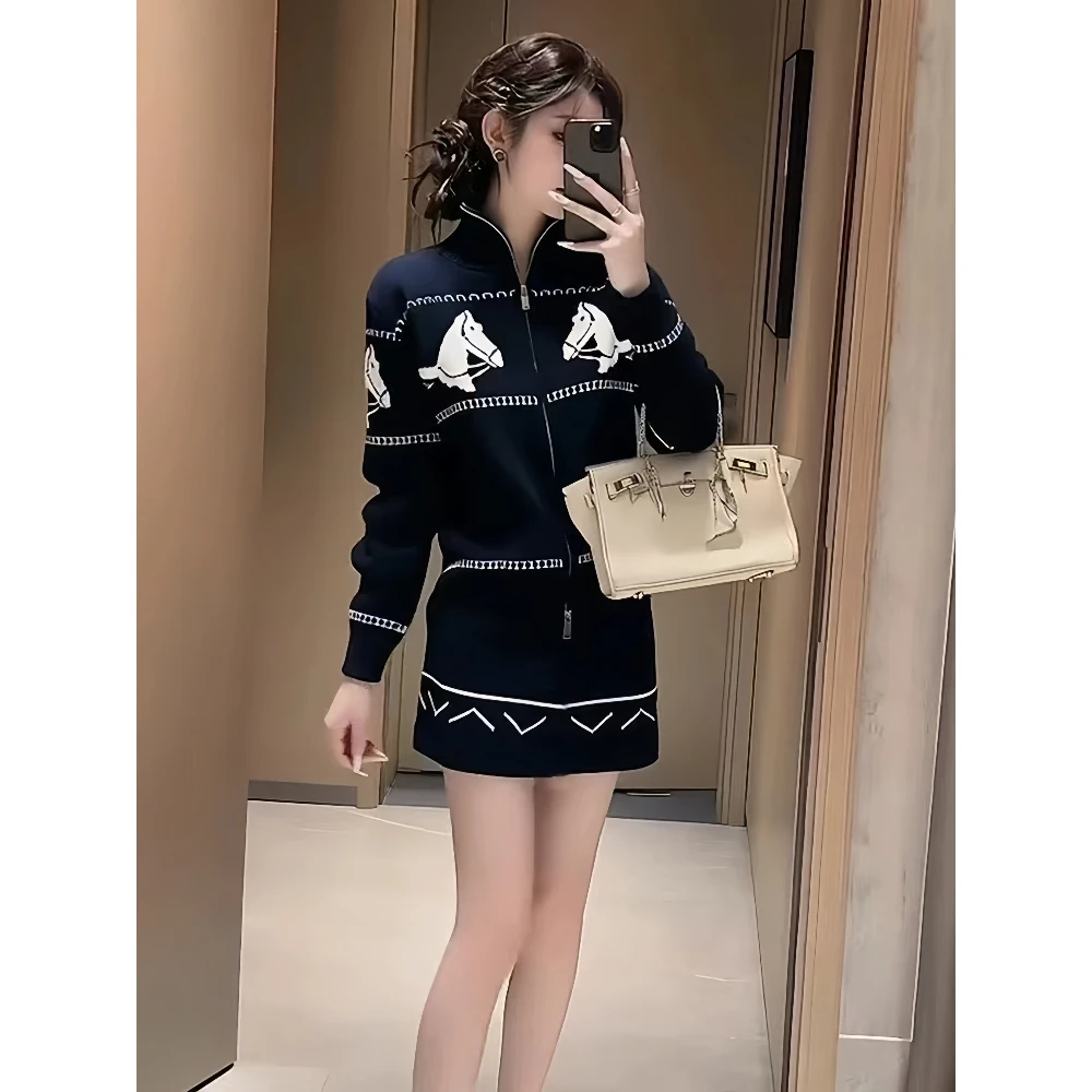 秋冬款新款时尚洋气百搭女装出游服装女拍照设计小众流行