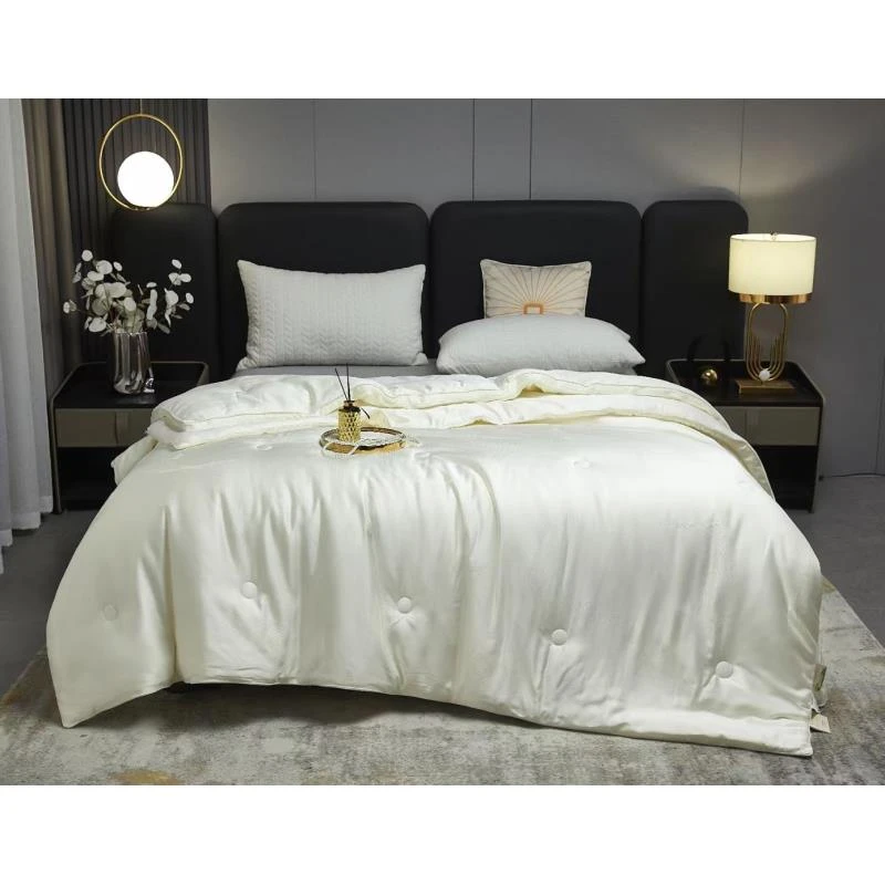 高端天丝棉蚕丝被芯御品蚕丝羊绒冬被芯加厚轻盈柔软透气双人被胎