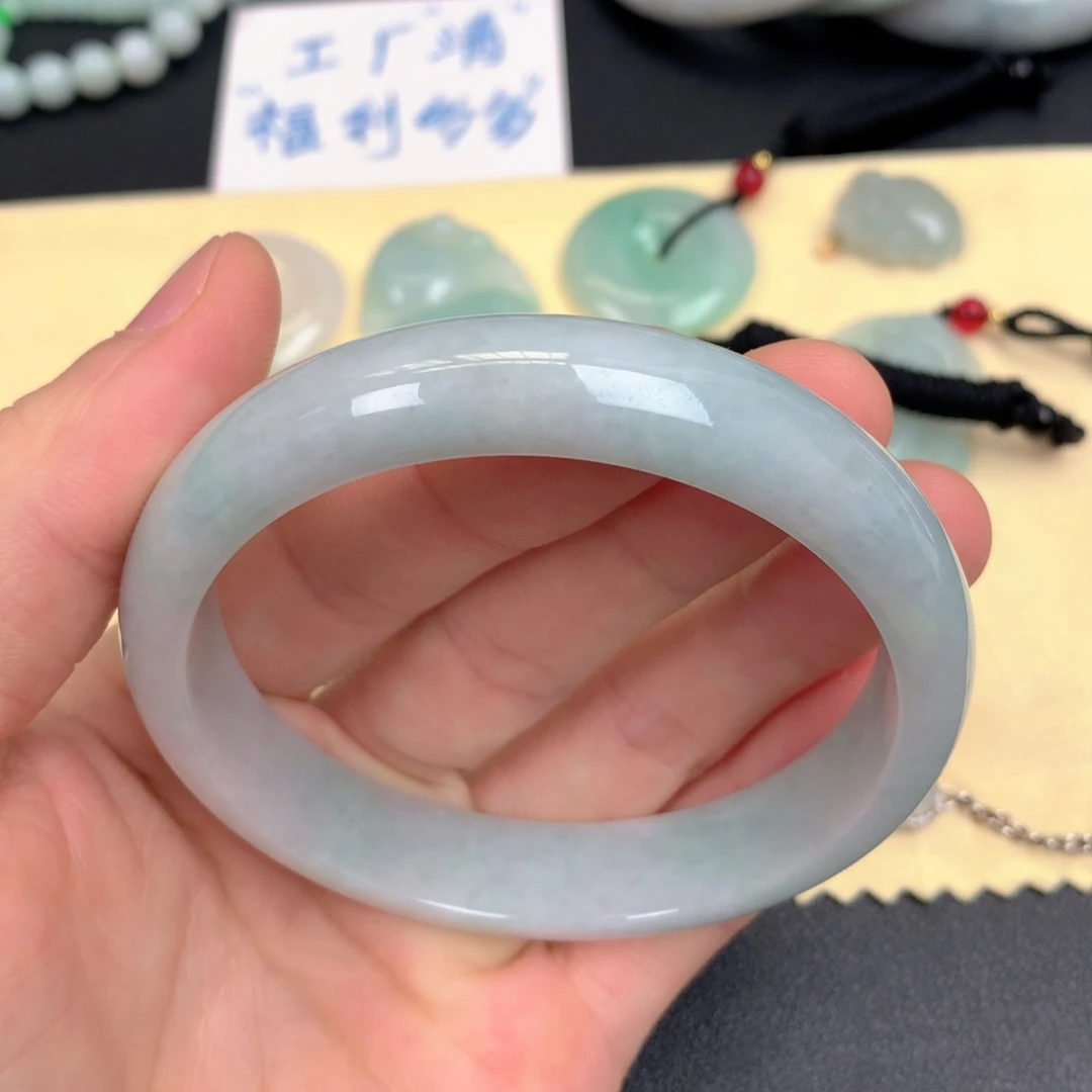 未镶嵌手镯翡翠多样性发货翡翠