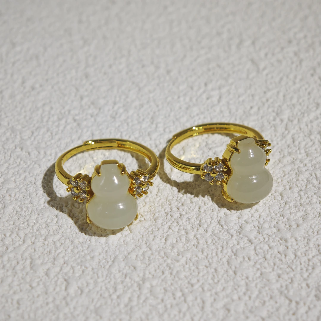 和田玉 精致葫芦戒指 多样性发货 拍一发一 H543