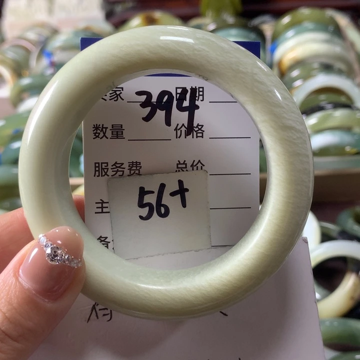 蛇纹石玉未镶嵌手镯394