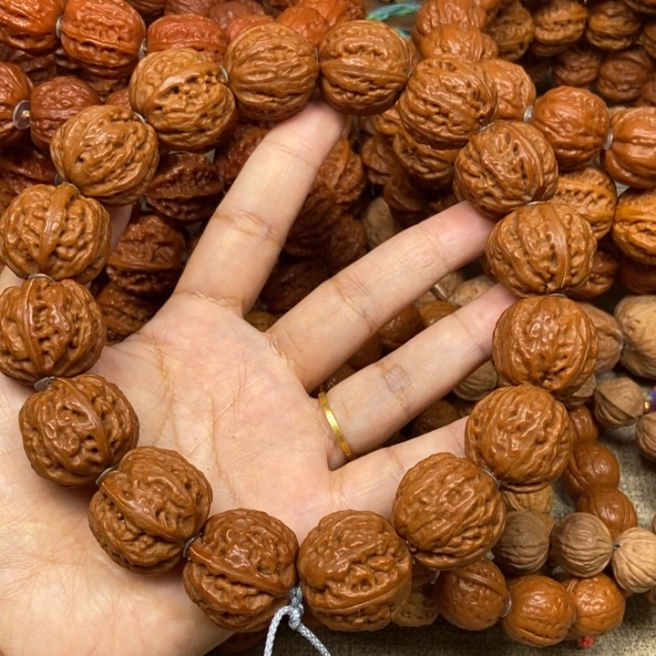 文玩核桃吊坠麻花八棱