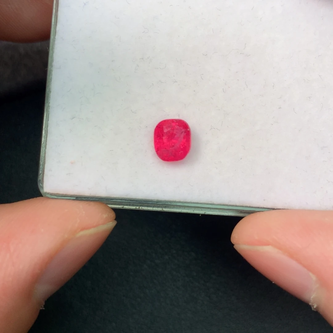 裸石尖晶石热粉色马亨盖1.46ct
