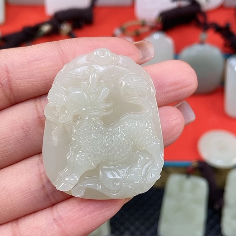 【闪购商品】颈饰未镶嵌和田玉