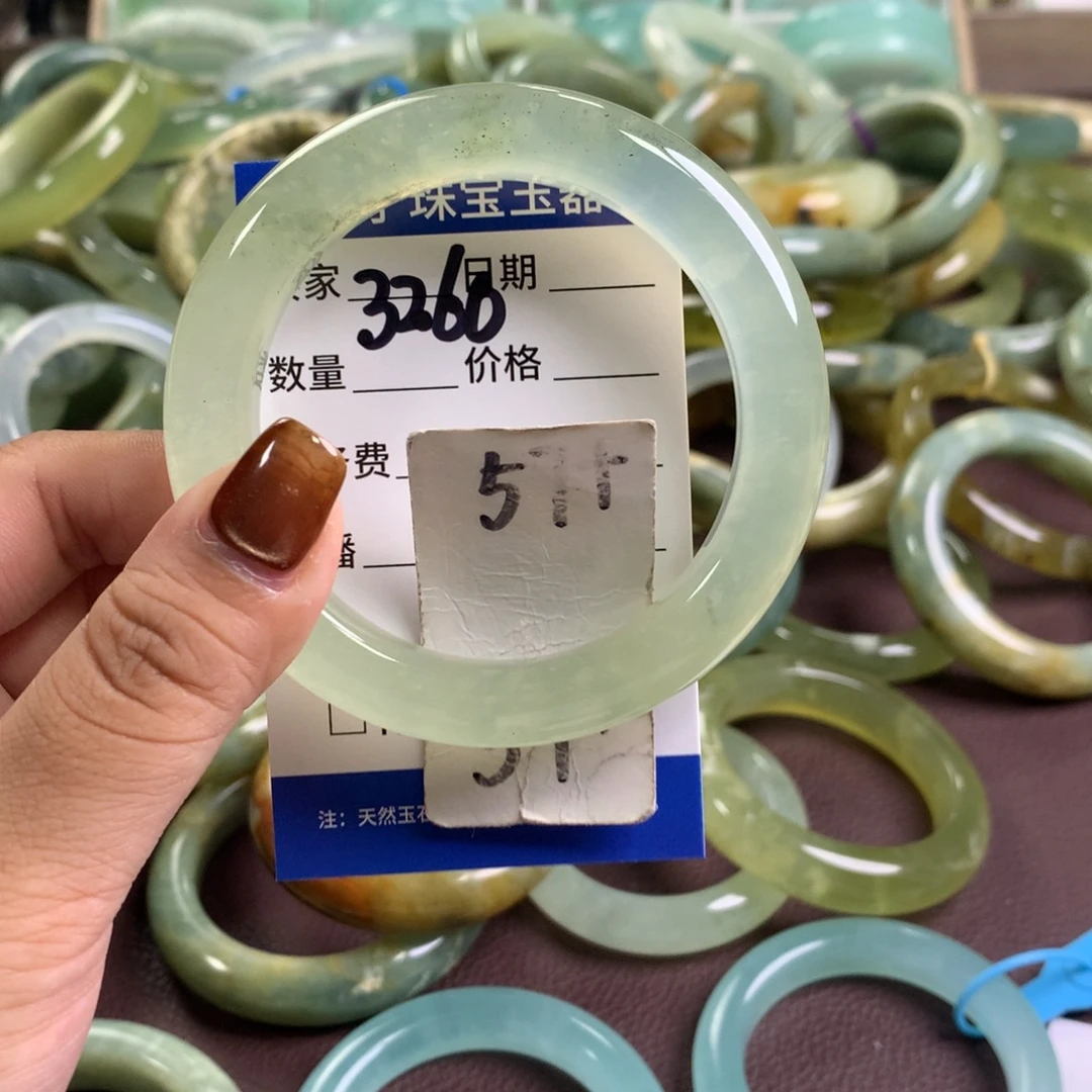 未镶嵌蛇纹石玉手镯3260