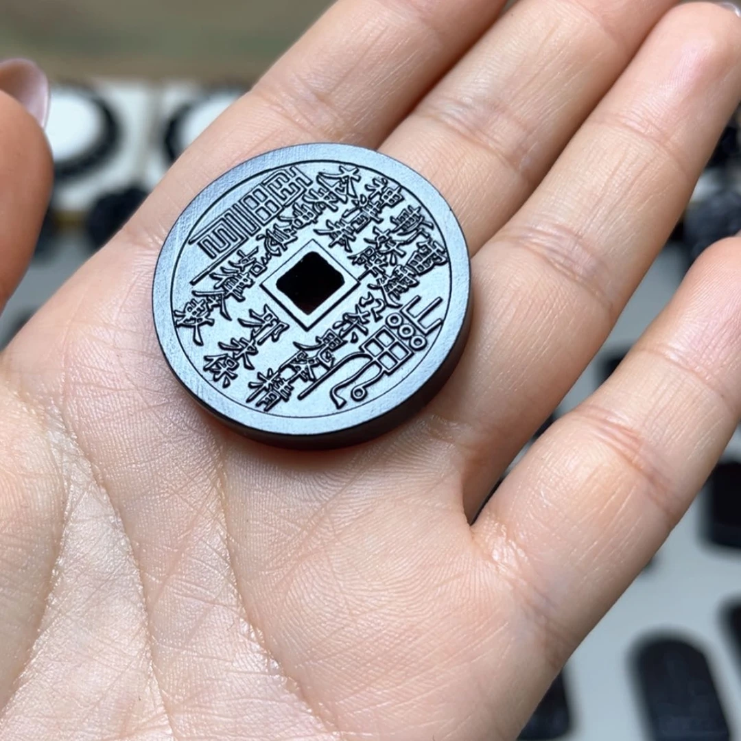 【闪购商品】和田玉（墨玉）山鬼高羊脂未镶嵌