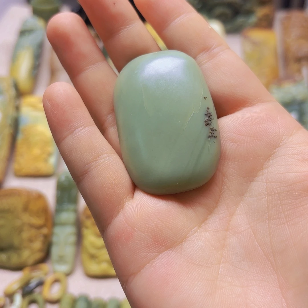 岫岩河磨玉（透闪石质玉）未镶嵌挂件