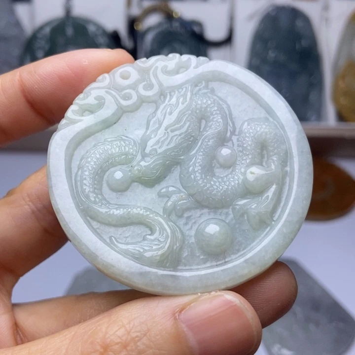 翡翠未镶嵌挂件翡翠