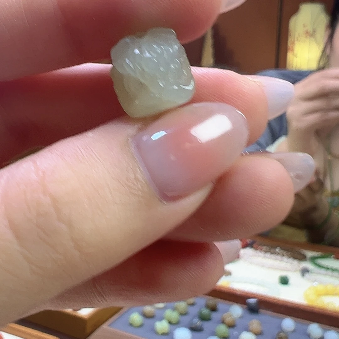 和田玉（糖玉）未镶嵌挂件