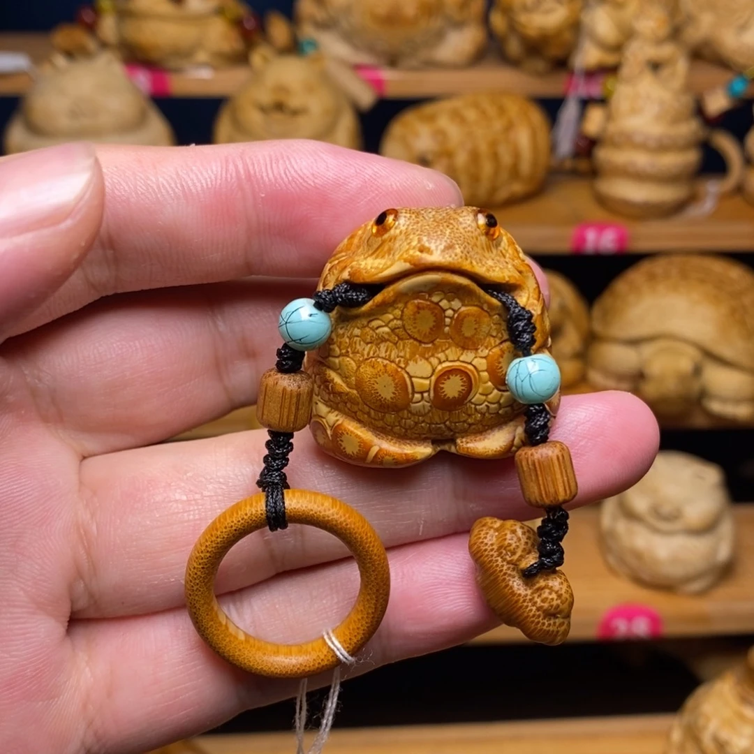 竹竹根雕精工小金蟾