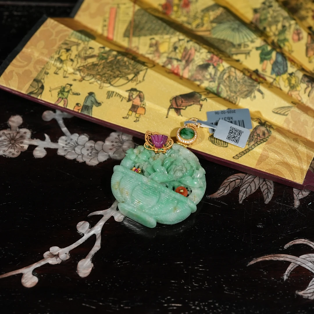 2.6香港王老板-翡翠吊坠kb377