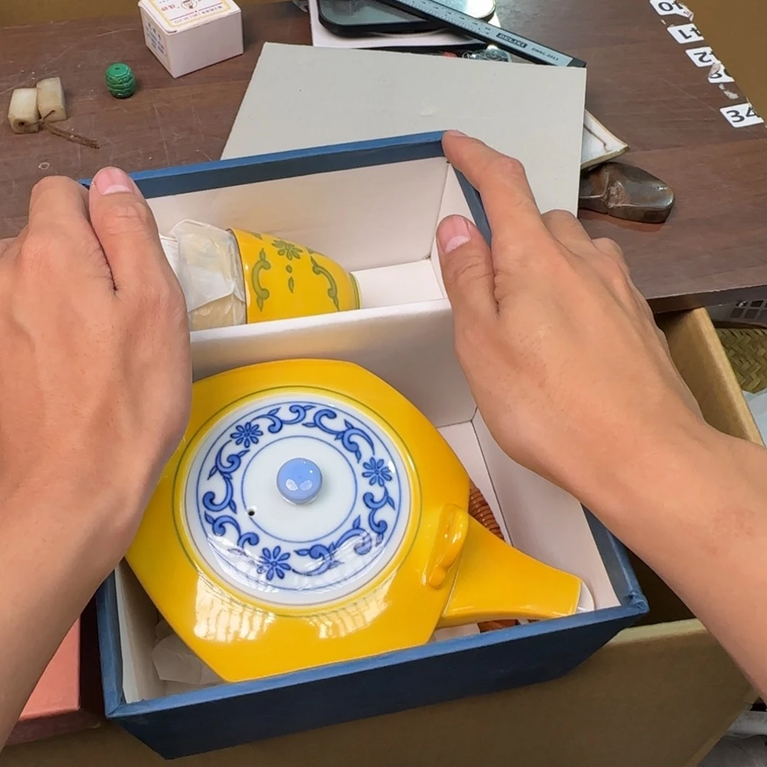 朱泥陶瓷孤品单件车里拍