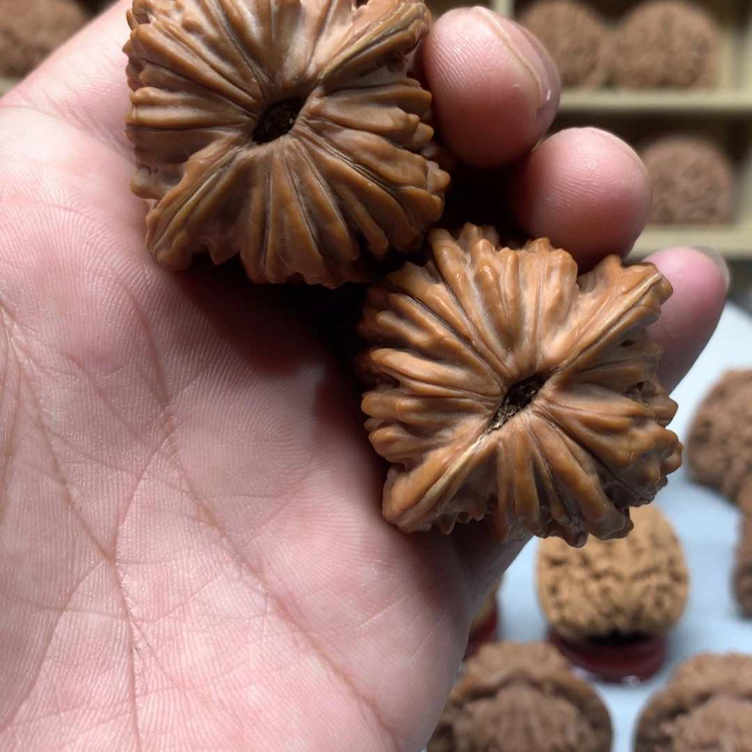 天***道吊坠文玩核桃四座楼