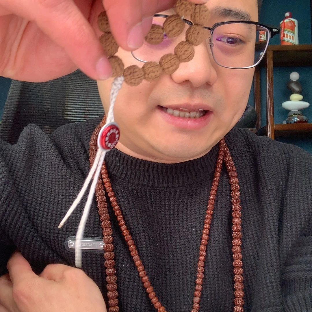 小***白手串金刚菩提手串