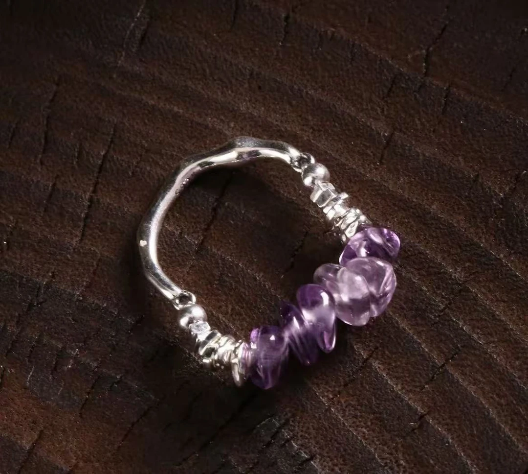 925银戒指 S925银戒指不规则紫水水松松碎银肌理弯管J13221