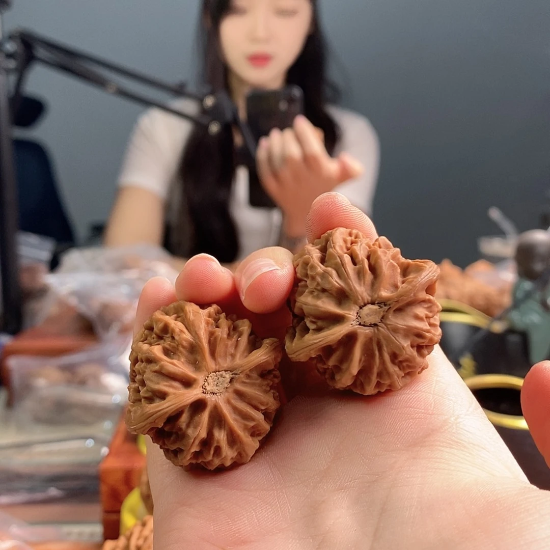 吊坠文玩核桃上*帝宫灯