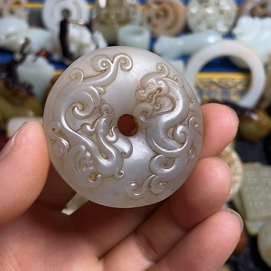 跃***枪和田玉未镶嵌挂件