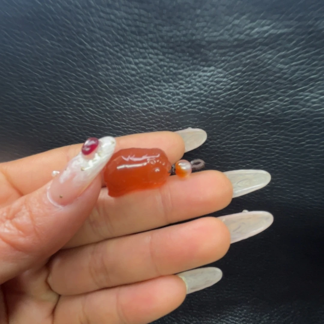 南红玛瑙未镶嵌吊坠