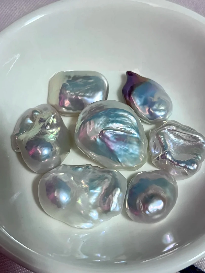 超凡 白色大巴洛克（活体开蚌不退不换）