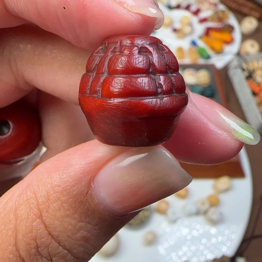 欧***特树脂制品念珠配饰