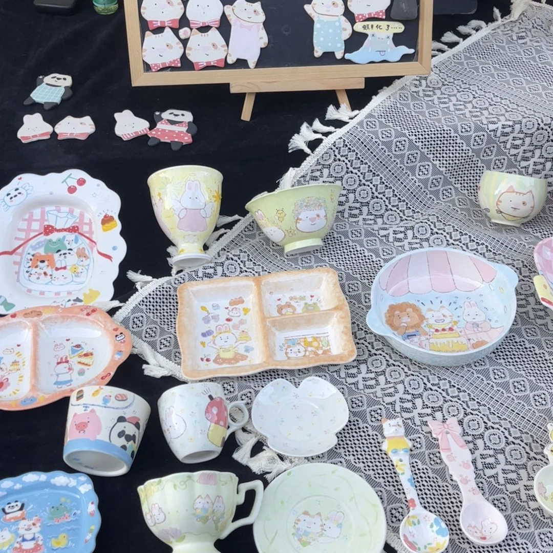 瓷片8808一起逛集市啦