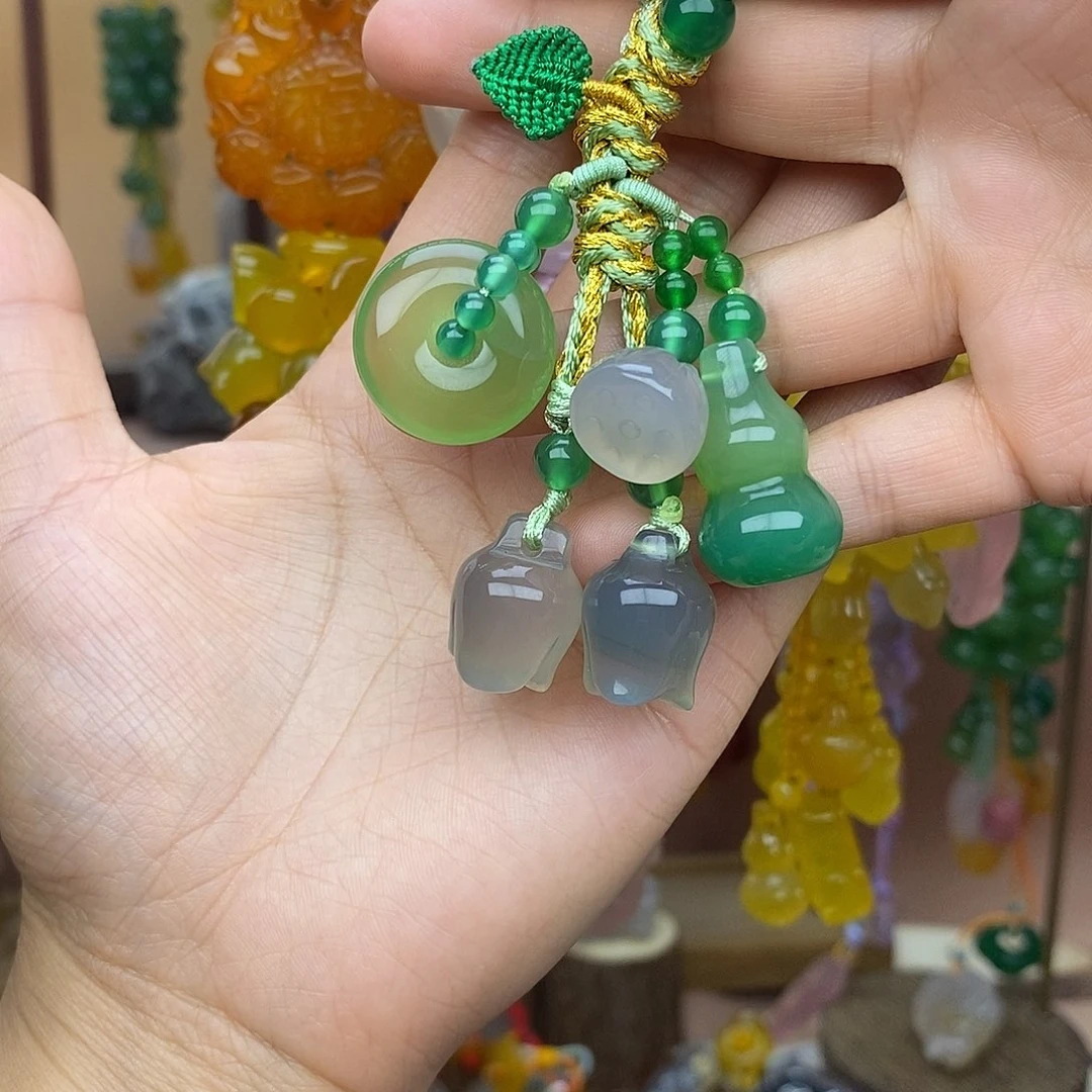 车挂玛瑙未镶嵌未镶嵌