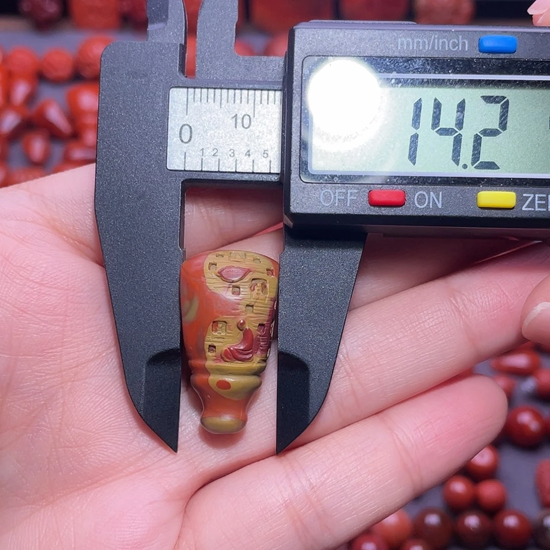 南红玛瑙未镶嵌配饰