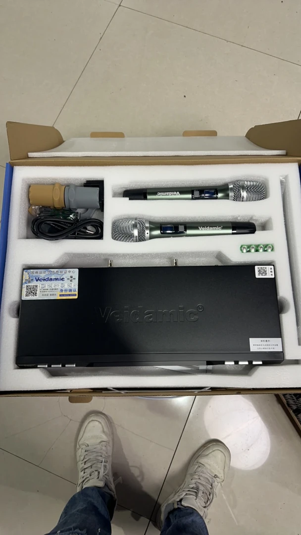 不包邮，威达Q-609无线话筒一套