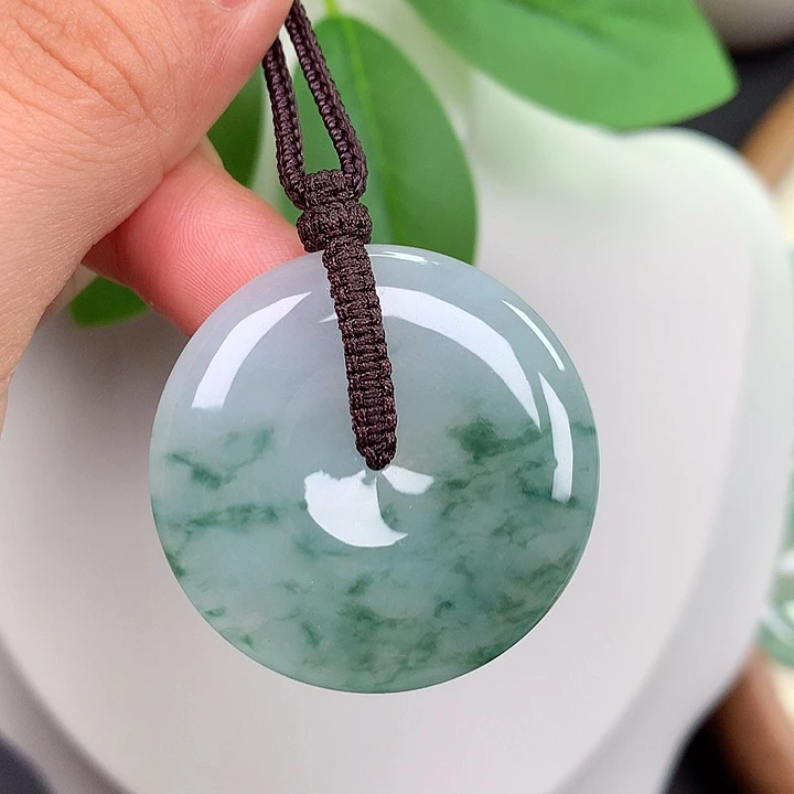 翡翠未镶嵌颈饰平安扣 34.6x5.5mm