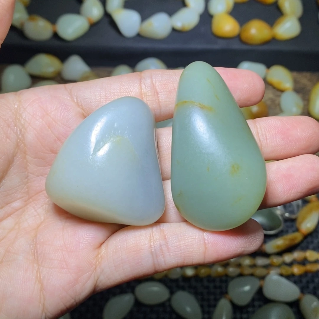 和田玉颈饰未镶嵌炮*