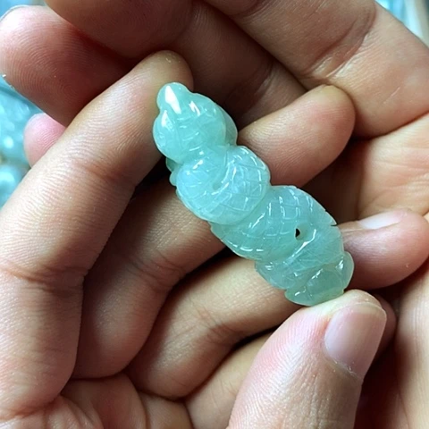 颈饰未镶嵌翡翠福豆豆珠宝翡翠颈饰