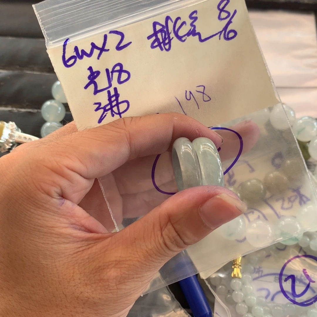 定制翡翠未镶嵌沸****?