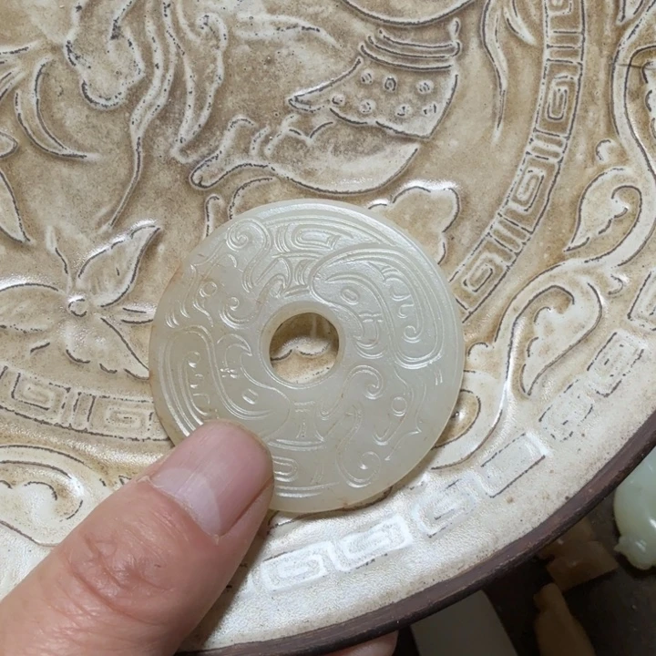 瓷片刻花瓷盘1111111111