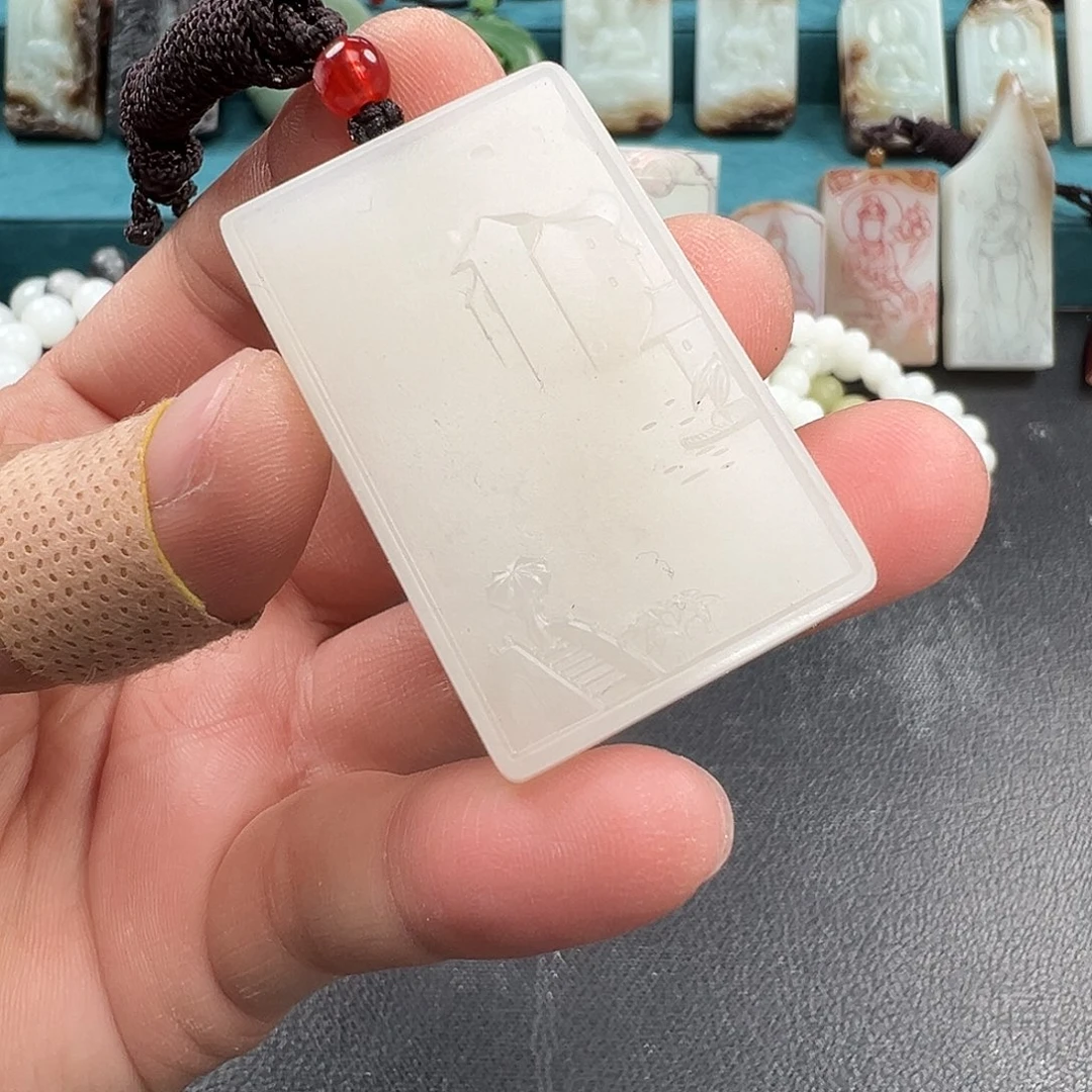 和田玉颈饰未镶嵌