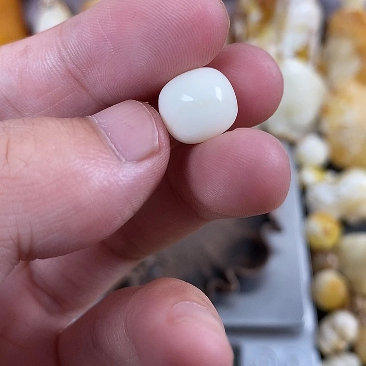 琥珀未镶嵌裸石我