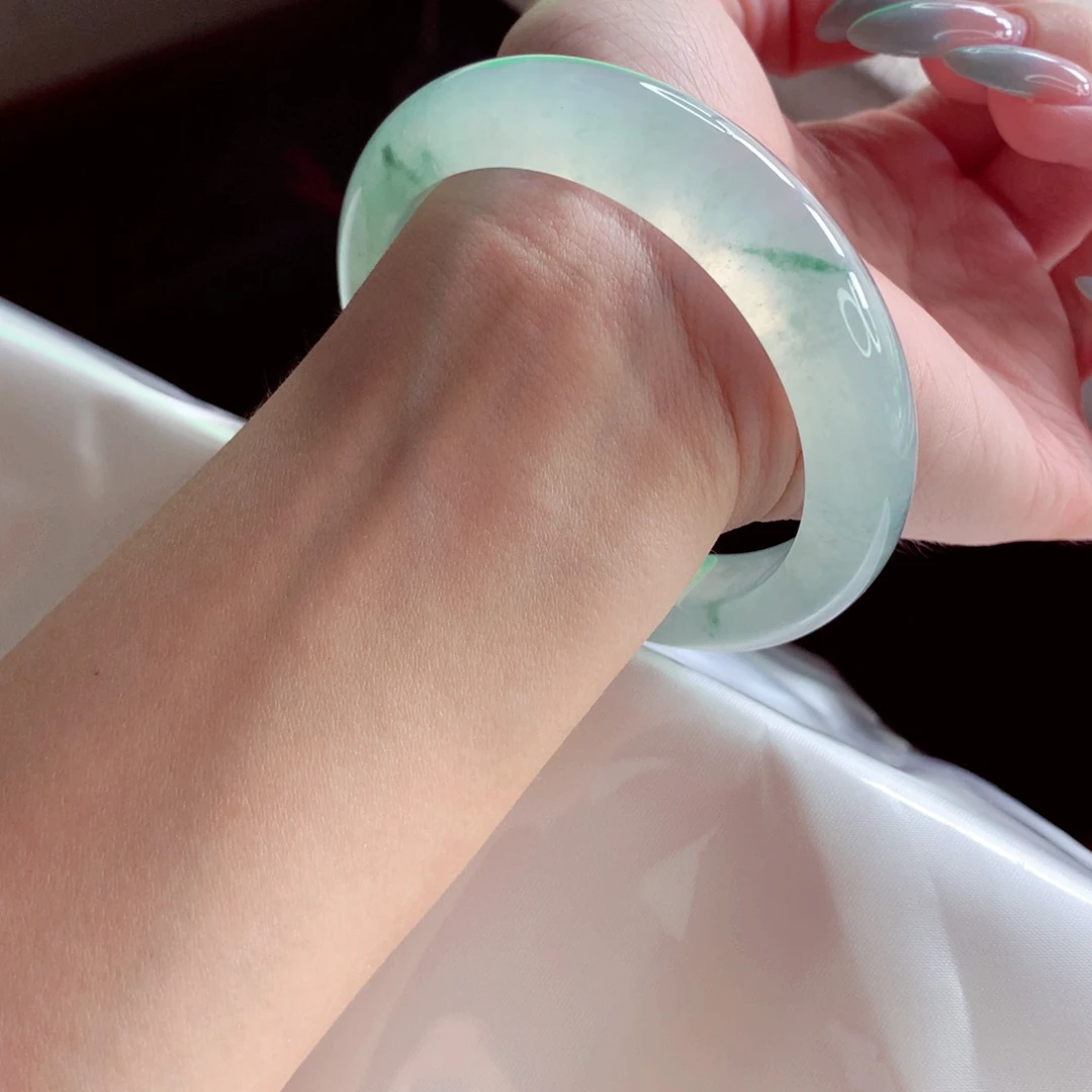 翡翠手镯未镶嵌55.8 起光小万战斗机 冰飘绿花 灵