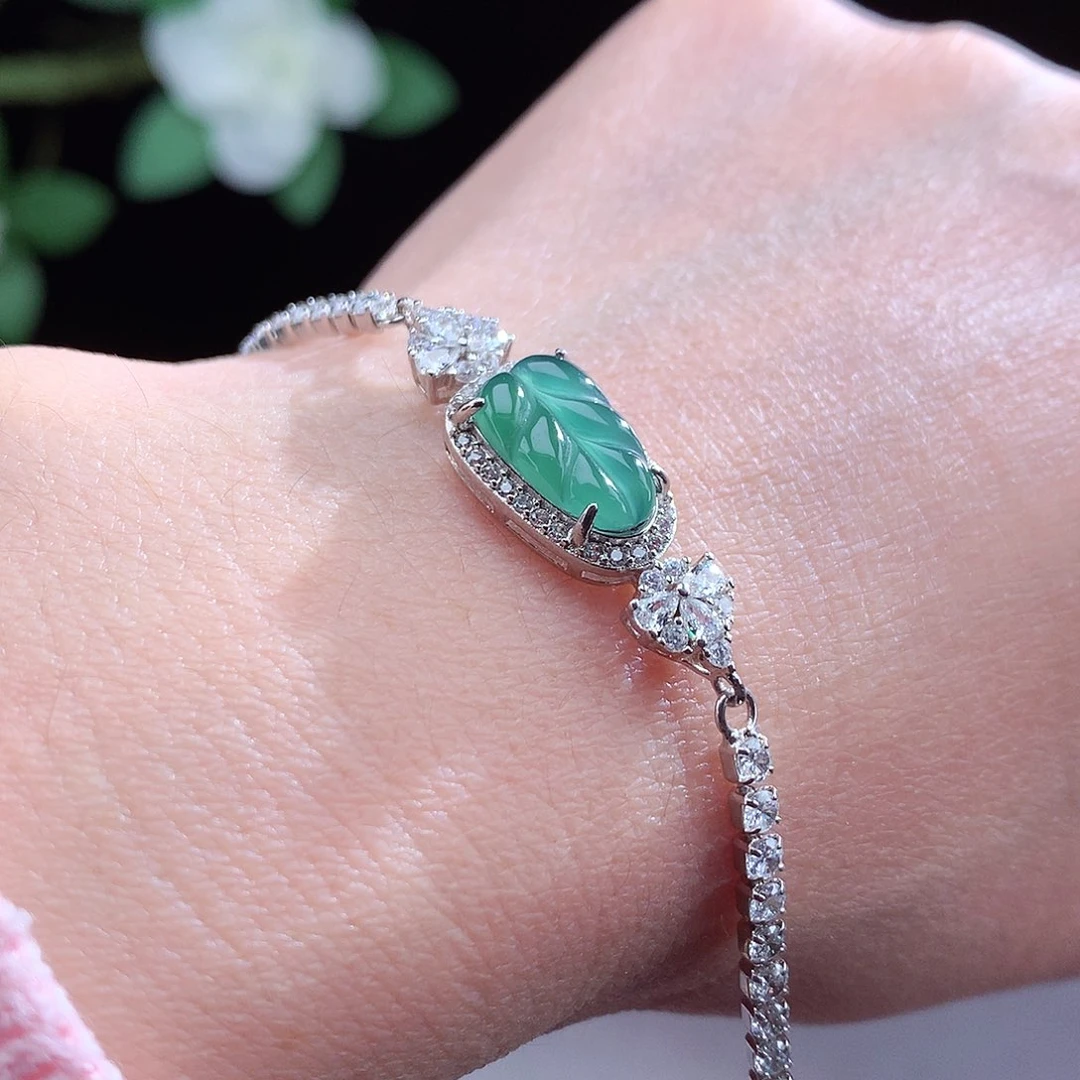 未镶嵌手镯（圆镯）翡翠