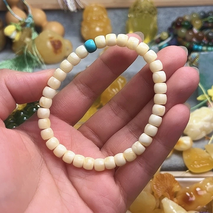 未镶嵌颈饰蜜蜡少*蜜蜡