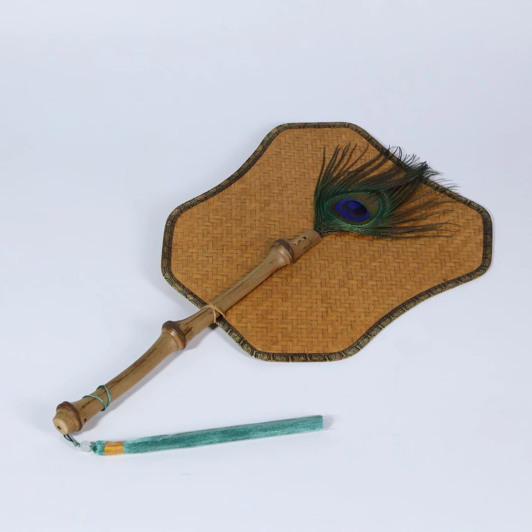 【朴意凡器】大漆筇竹孔雀毛折边扇 TC39-4