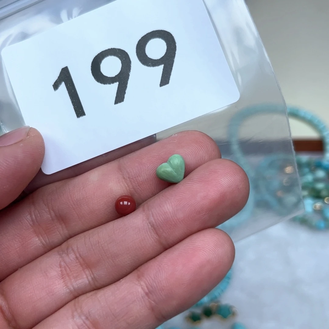 南红玛瑙未镶嵌珠宝奇石