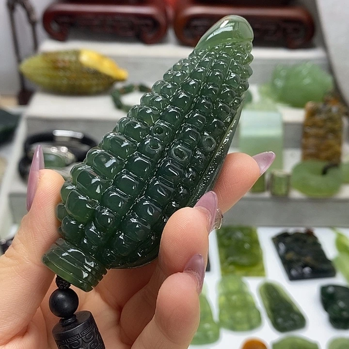 蛇纹石玉未镶嵌手把件