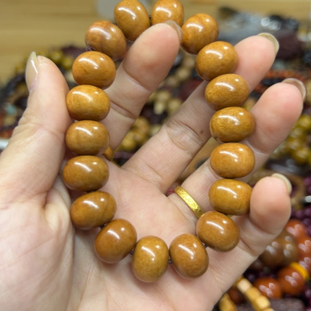 维腊木（绿檀）无事牌
