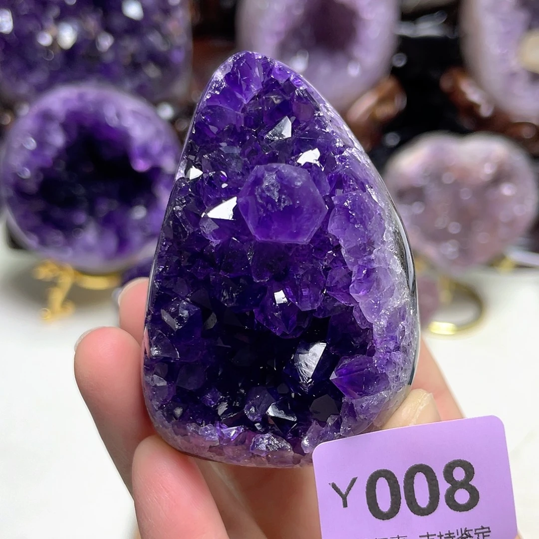 未镶嵌紫晶摆件帝紫山型