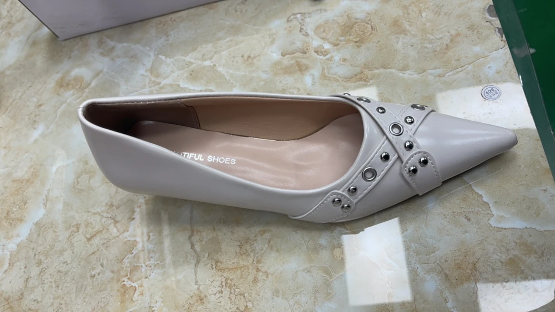 时尚潮流休闲鞋高跟单鞋032