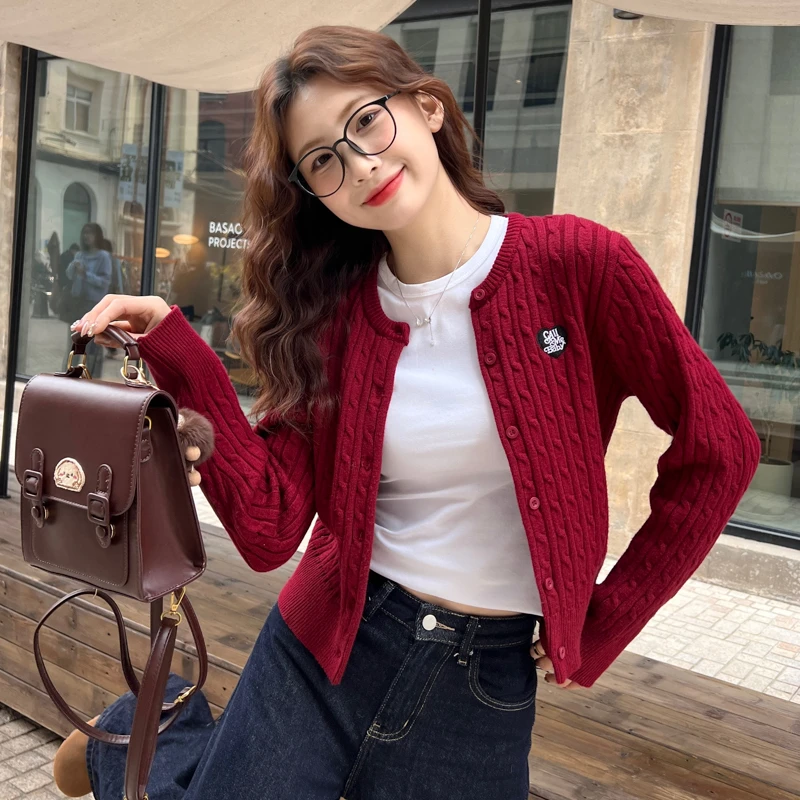 红色针织开衫外套女装2025初秋季新款高级感毛衣洋气独特早秋上衣