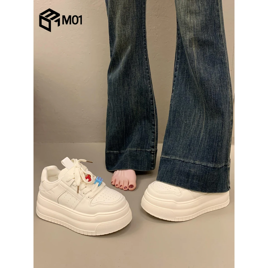 M01高级感厚底小白鞋女夏季小众板鞋超火新款爆款休闲运动面包鞋