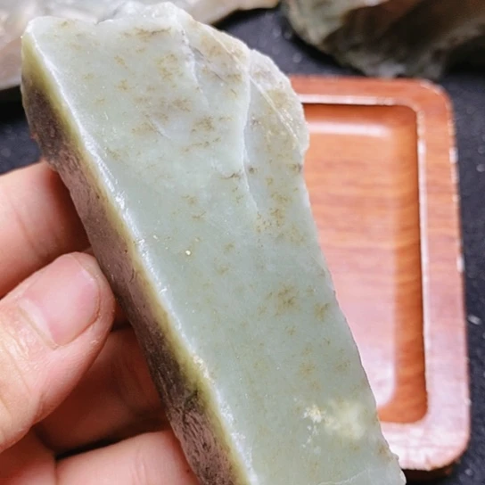 和田玉（糖玉）未镶嵌珠宝半成品